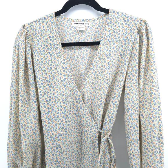 Glamorous ASOS Cream V Neck Tea Micro Floral Print Wrap-Tie Waist Mini Dress 4 - Picture 2 of 13